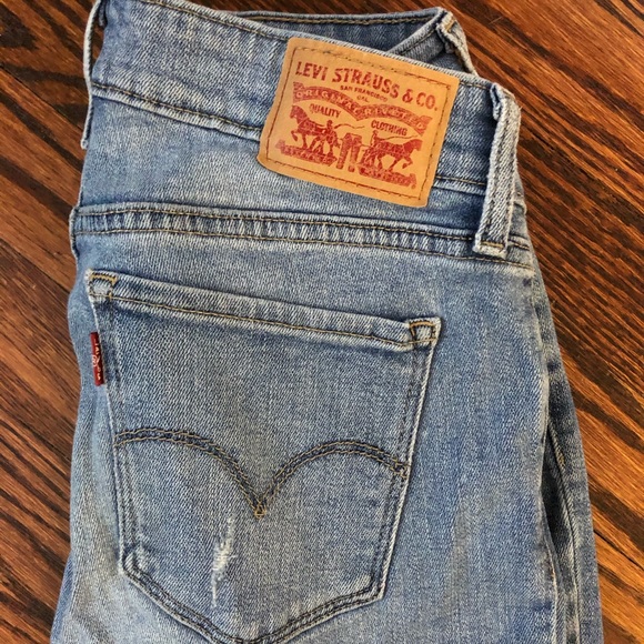 Levi’s 711 Skinny Women’s Jeans - Picture 2 of 7